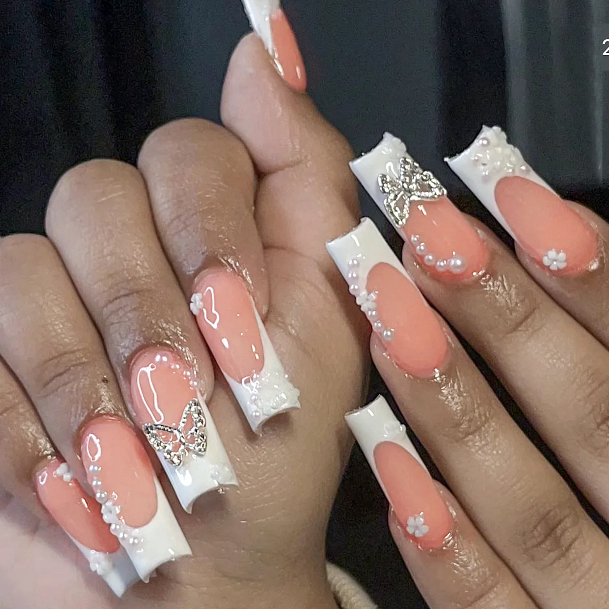 B9523 — Press-On Nails product photo 1