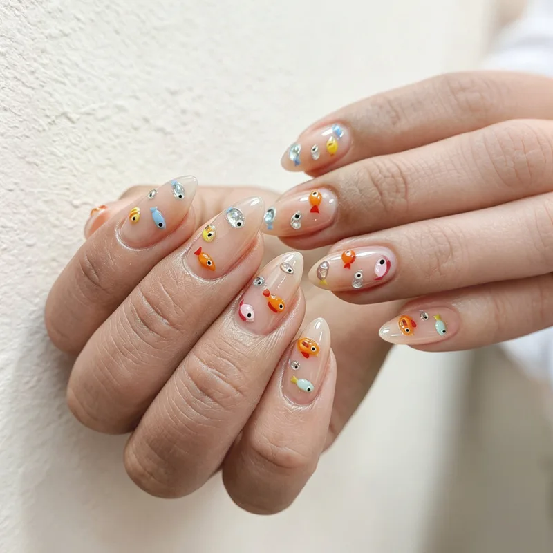B8913 — Press-On Nails product photo 1
