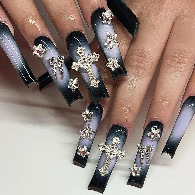 B4490 — Press-On Nails product photo 1