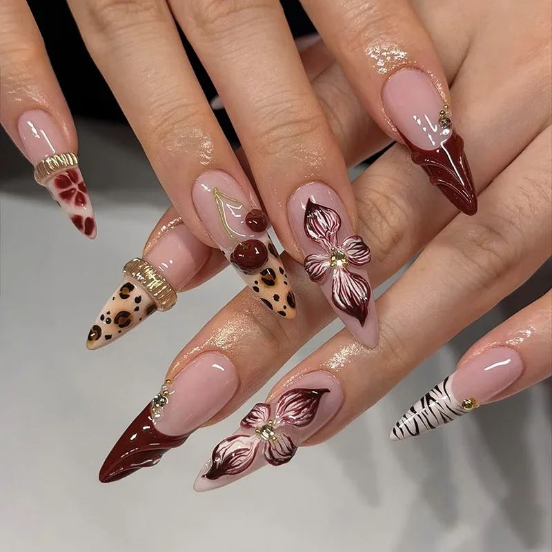 B7532 — Press-On Nails product photo 1