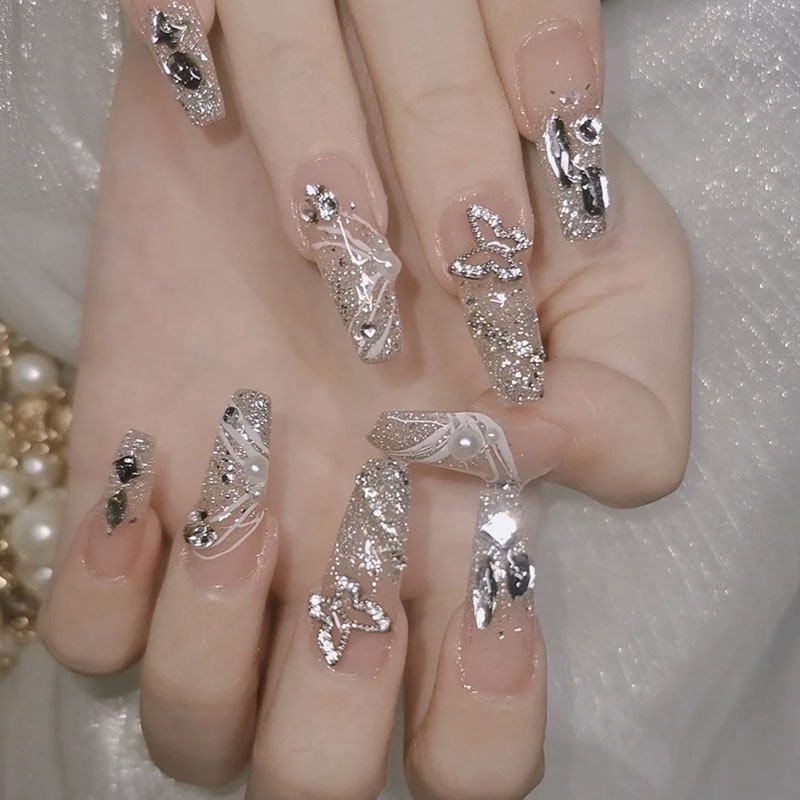 White butterfly — High-End Press On Nails product photo 1