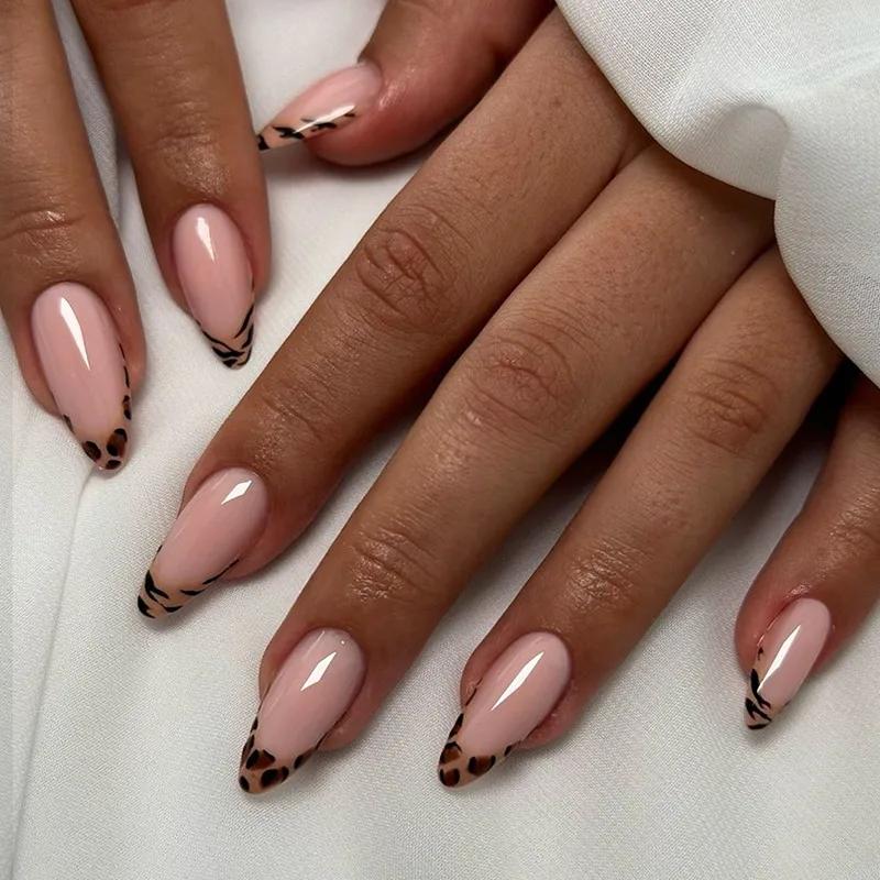 B5428 — Press-On Nails product photo 1
