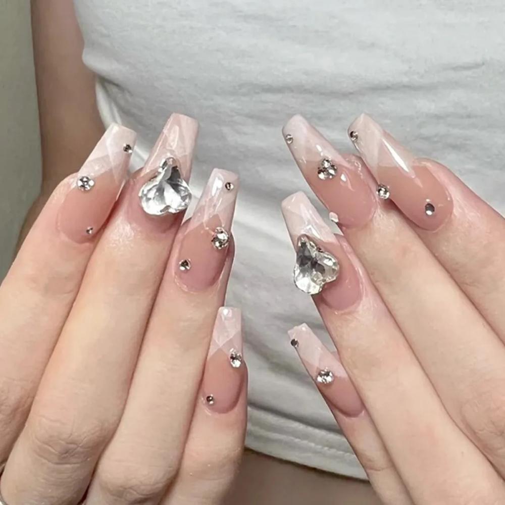 B9006 — Press-On Nails product photo 1