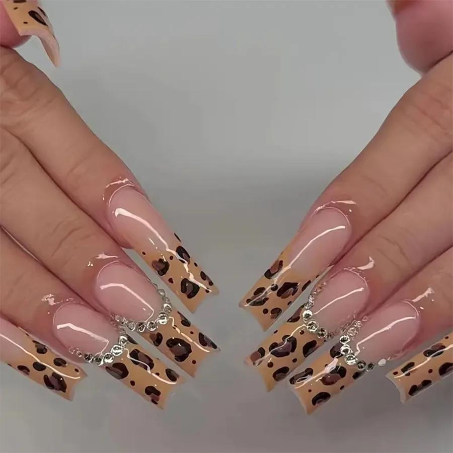 B2428 — Press-On Nails product photo 1