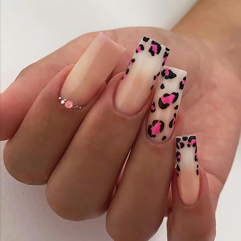 B7994 — Press-On Nails product photo 1